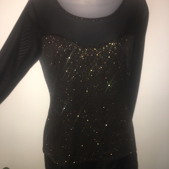 Blouse - Picture 2 of 3